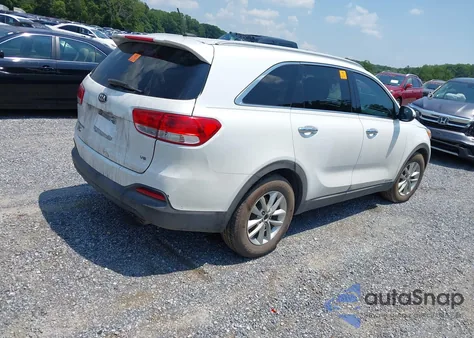 2017 Kia Sorento 3.3L Lx z USA, uszkodzony, nr VIN 5XYPGDA55HG197989